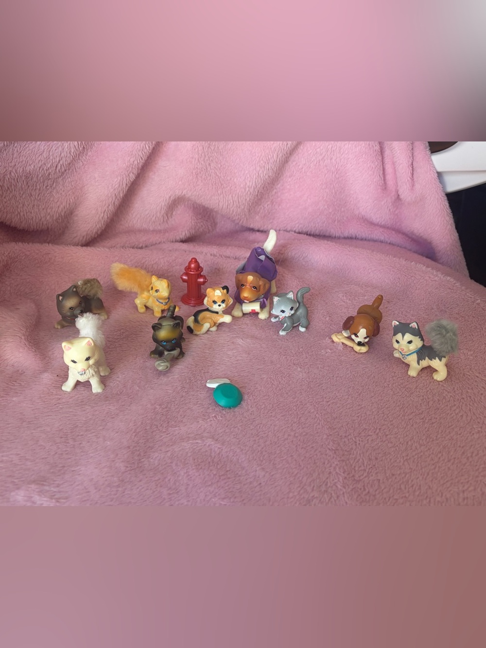 Large lot of vintage Kenner littlest pet shops ( pets and accessories!!!) - Picture 3 of 9